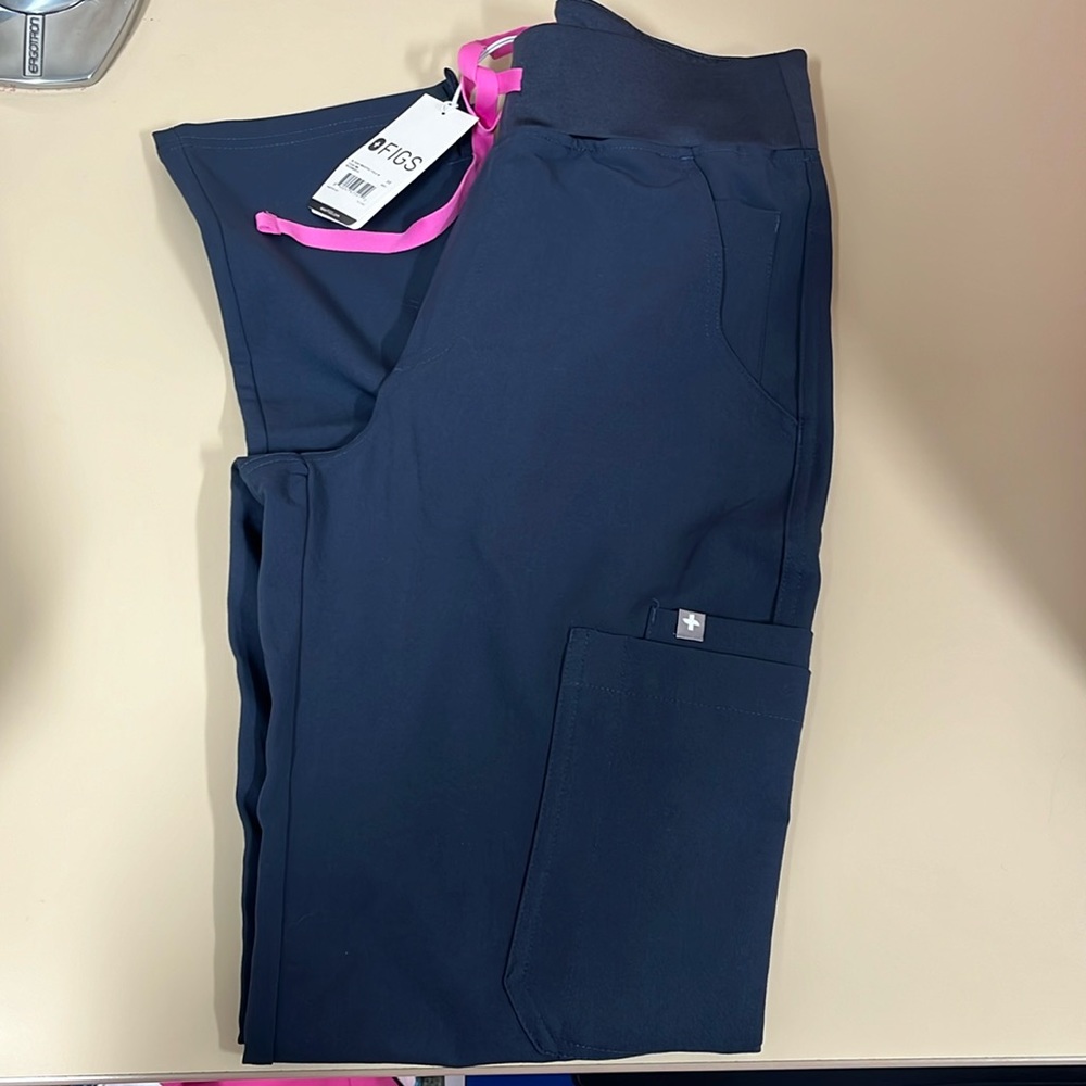 Figs Women's Straight Leg Pants - Navy and Pink